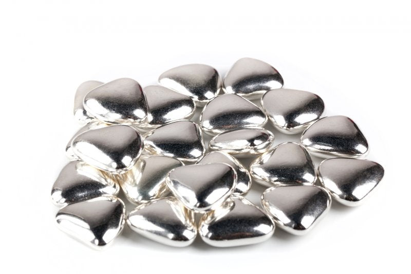 Busta trasparente doypack con confetti a forma di cuore a cioccolato fondente color Argento